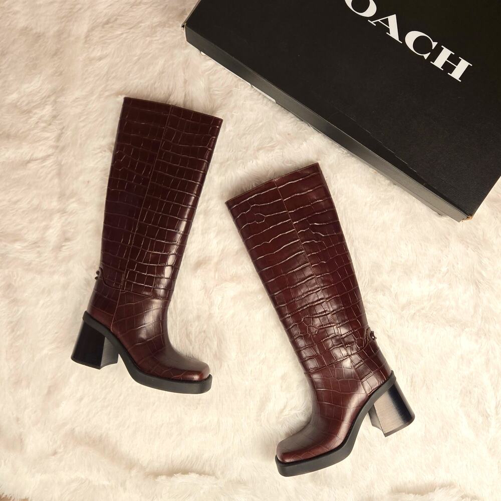 New Coach women's Boot Classic Sculpted C Tall Maple NWT 6